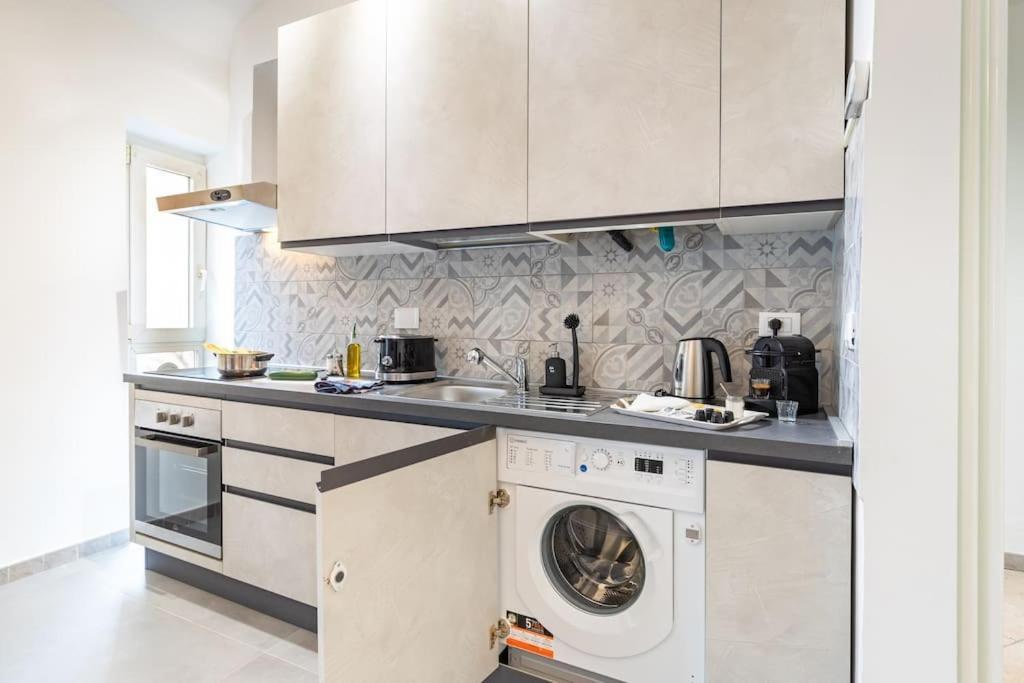 Old Town-Porta Susa Free Parking Modern Flat X6 Apartment Turin Exterior photo