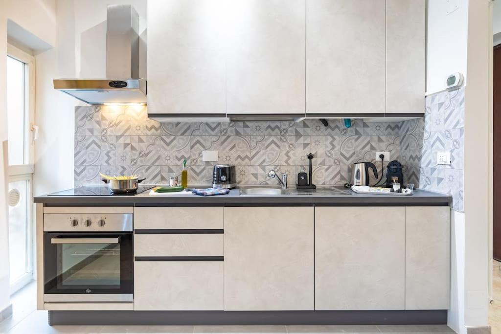 Old Town-Porta Susa Free Parking Modern Flat X6 Apartment Turin Exterior photo